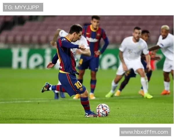 《当足球迷遇上球星 梦想与现实交织的绿茵传奇》