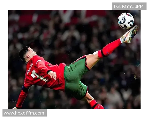 世界足坛十大传奇球星盘点 谁是足球历史上的绝对顶尖人物