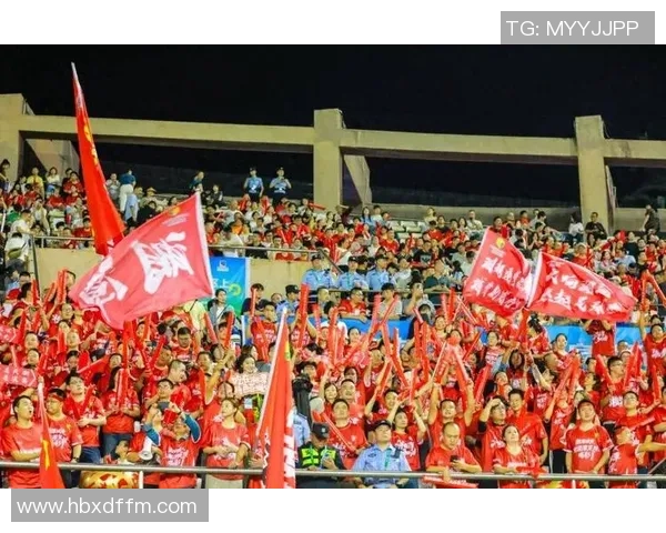 中国足球迷心中的传奇巨星是谁？球迷们的崇拜与热爱背后的故事