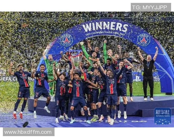 人气最高的足球联队球星闪耀赛场引领团队追逐冠军梦想